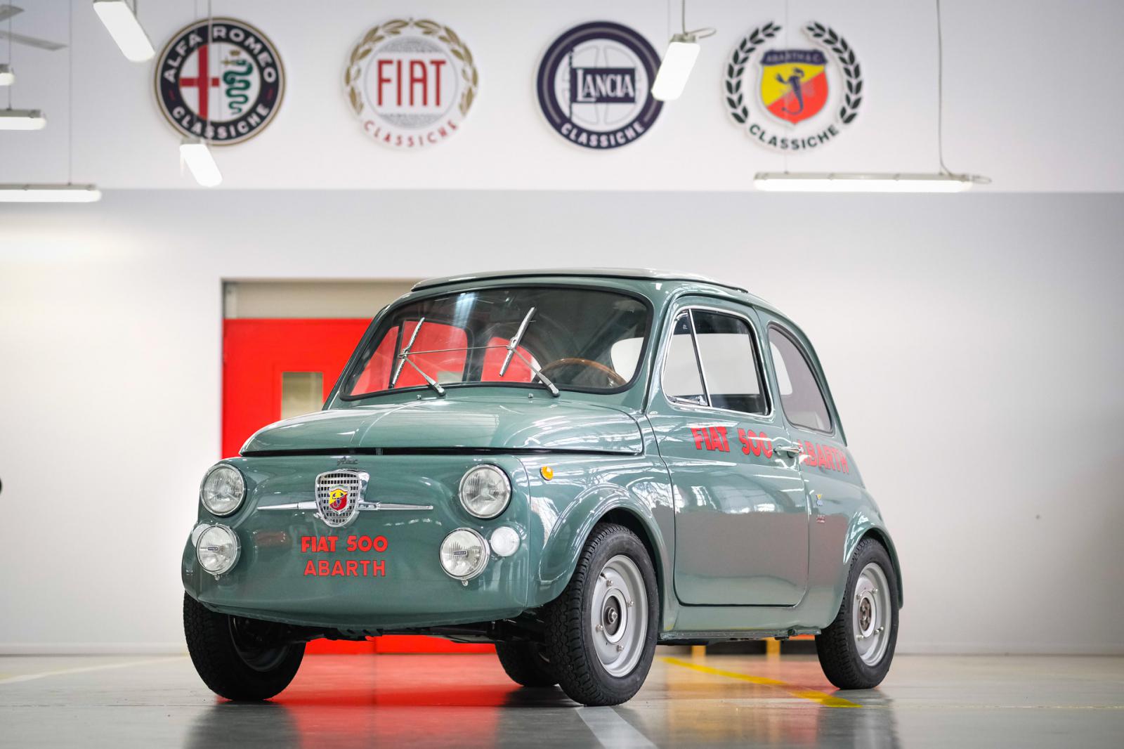 Το Abarth Classiche 500 τιμάει τα 100 χρόνια της πίστας στη Monza